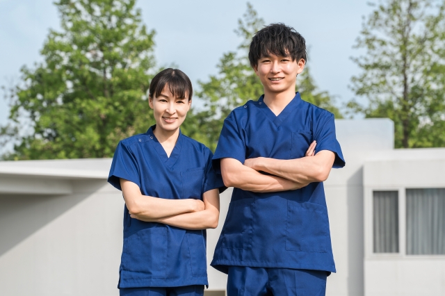 介護福祉士になるためには?4つのルートと資格試験について解説